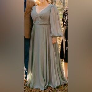 MAC DUGGAL Sheer Blouson Sleeve Surplice Gown Size 18